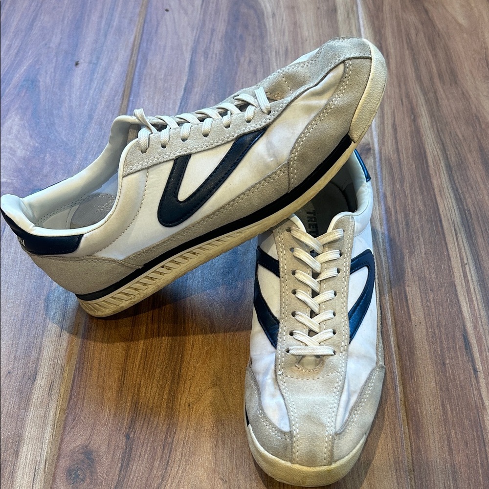 Tretorn Women’s Cream and Navy Sneakers